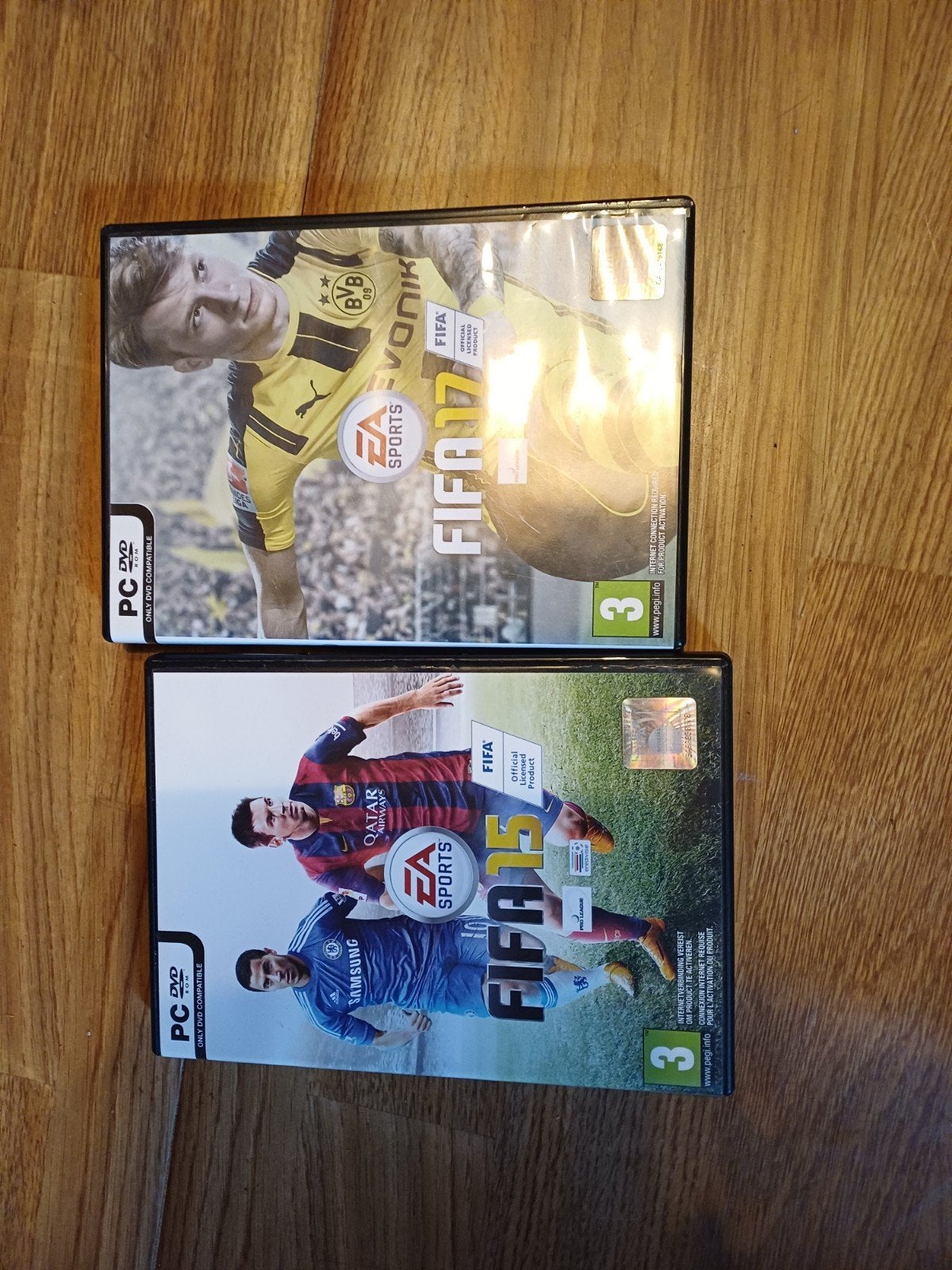 FIFA 15 & FIFA 17 PC DVD - Voetbalgames, Ophalen, Online, Gebruikt, 1 speler