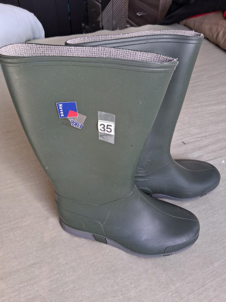 Regenlaarzen Hevea sport, mt 35, Ophalen of Verzenden, Zo goed als nieuw, Regenlaarzen