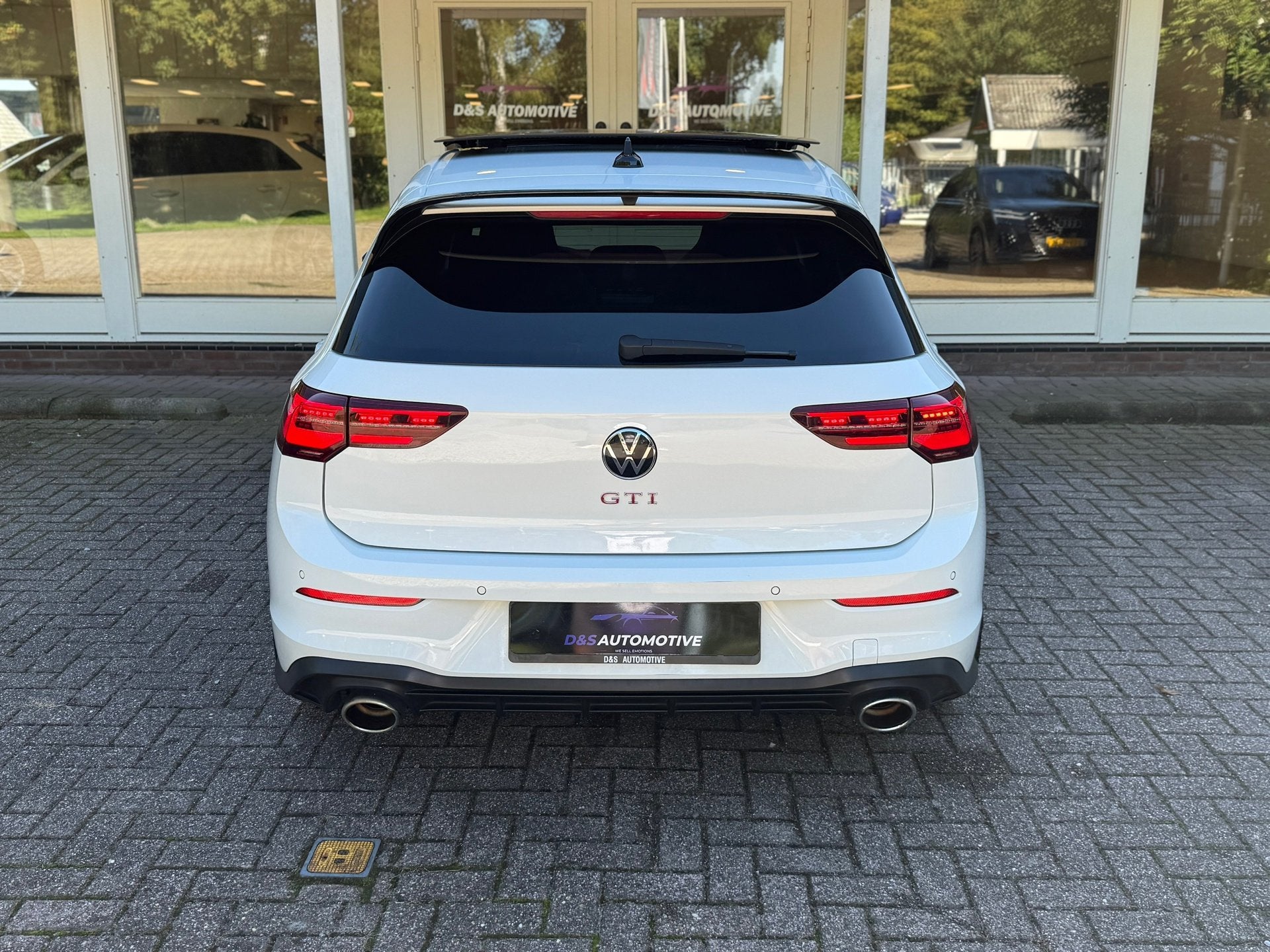 Foto 9 van Volkswagen Golf 2.0 TSI GTI CLUBSPORT PANO/HUD/NURBURG/KEYLE