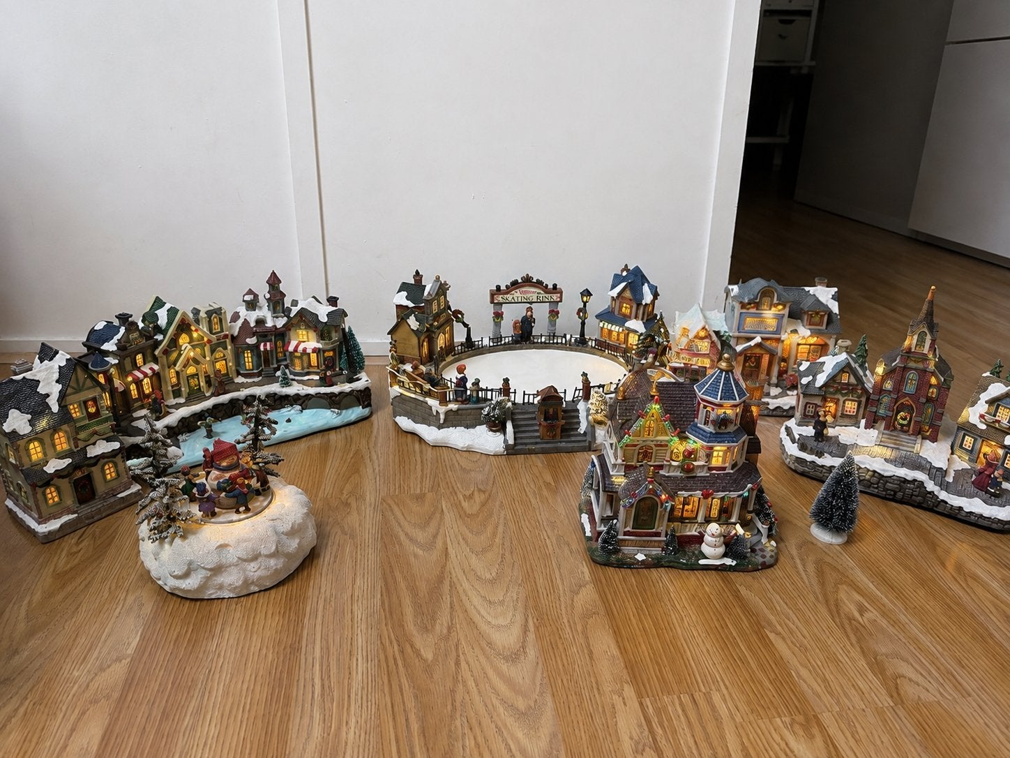 Prachtig compleet kerstdorp te koop!, Diversen, Kerst, Ophalen