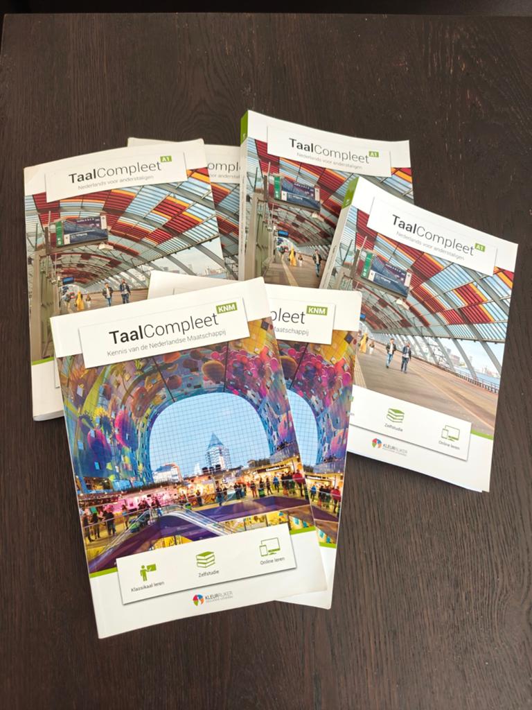TaalCompleet A1 & KNM Boeken - Nederlands voor Anderstaligen, Onbekend, Ophalen of Verzenden, Zo goed als nieuw, Alpha