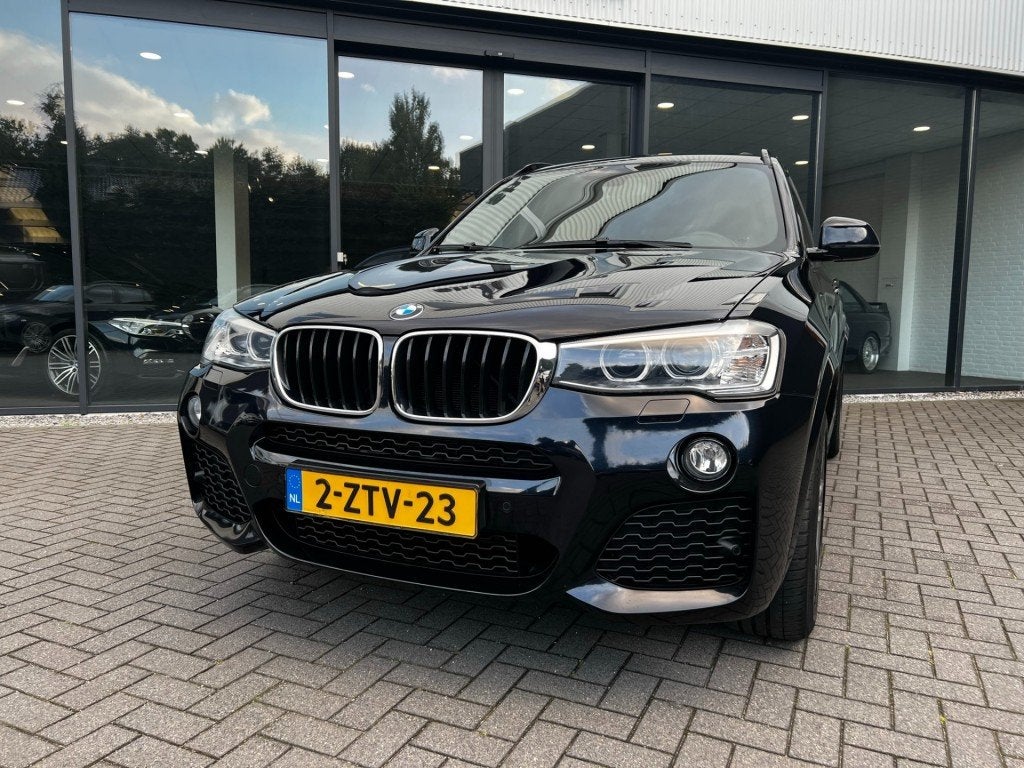 BMW X3 xDrive20i M-Sport,1e Eig,Pano,Leer,Xenon,NaviPro,Clim, Automaat, Gebruikt, 4 cilinders, Zwart