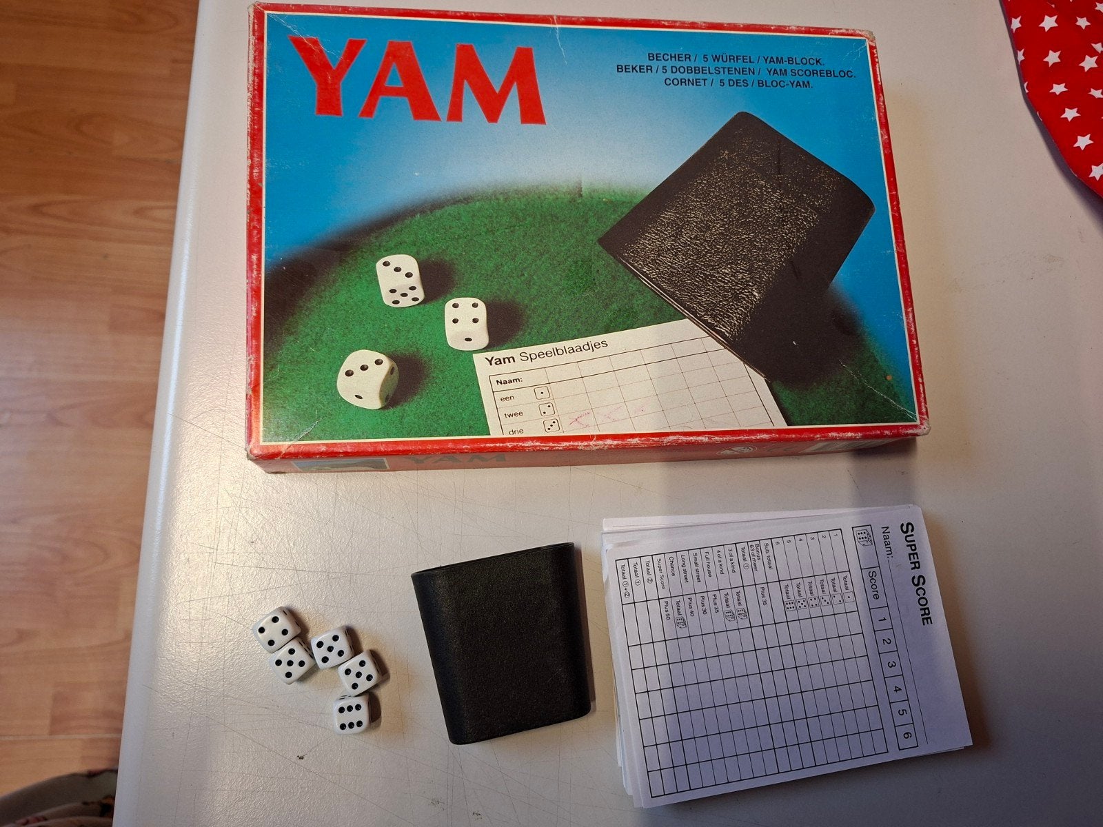 soort yahtzee, Ophalen, Zo goed als nieuw