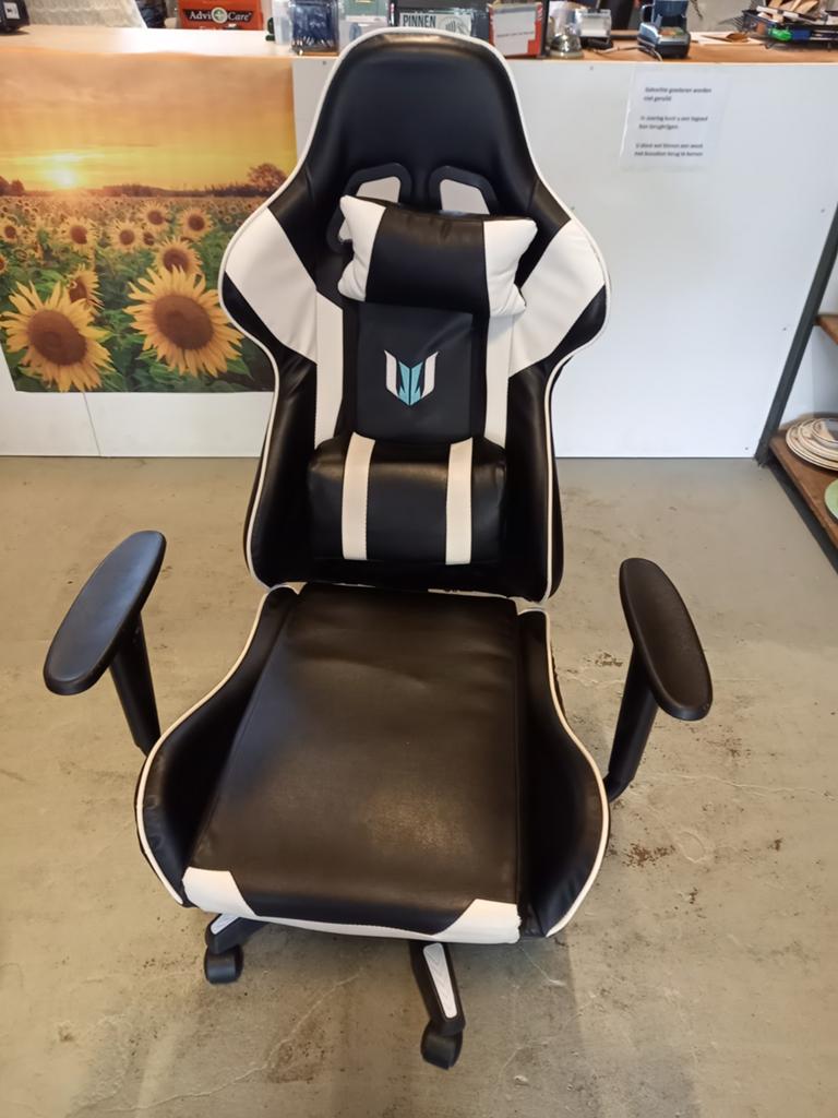 Ergonomische Gamerstoel met hoofdsteun, Ophalen, Zo goed als nieuw, Zwart