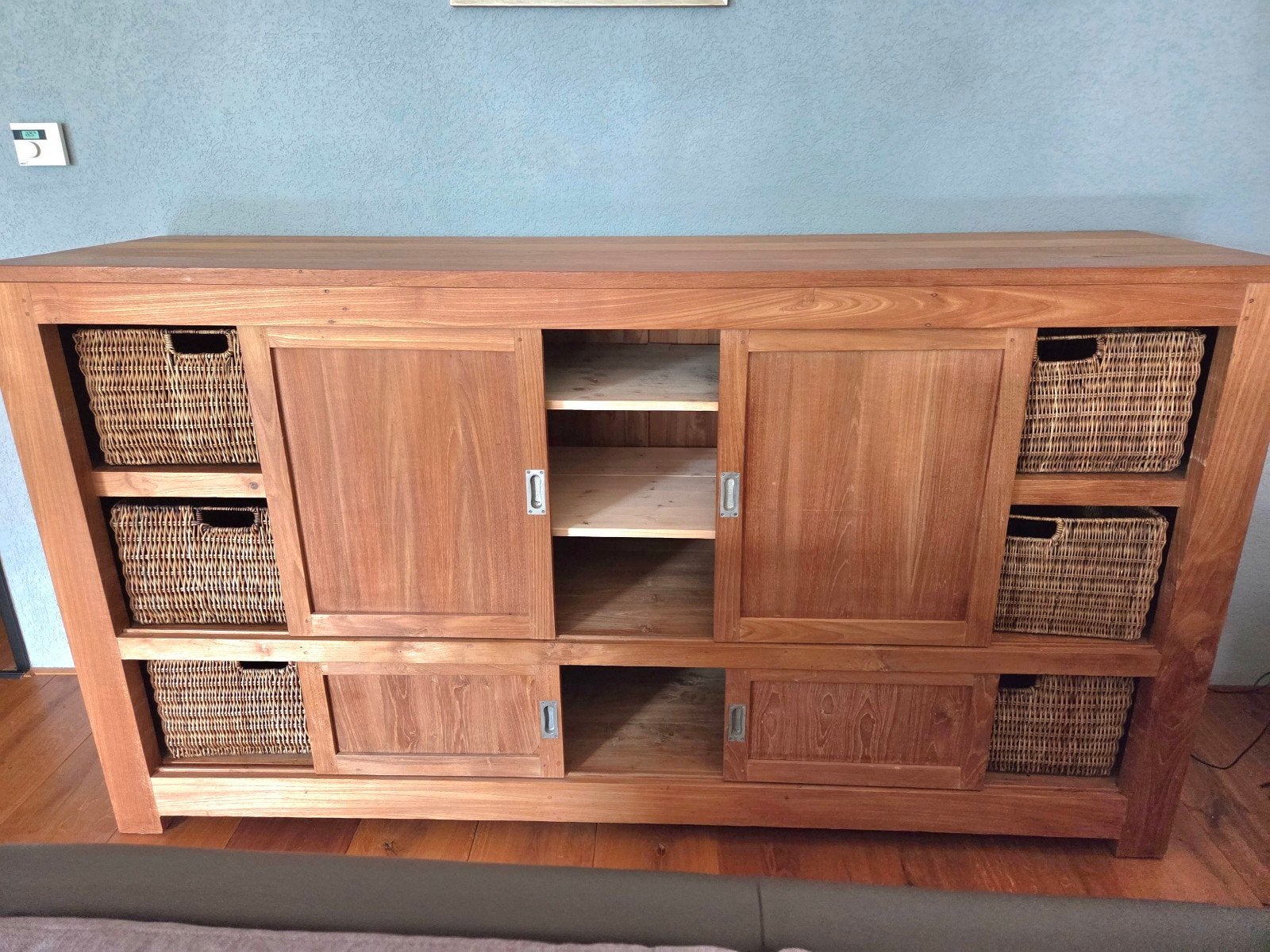Massief teakhouten wandkast, Huis en Inrichting, Kasten | Dressoirs, Ophalen, 25 tot 50 cm, 50 tot 100 cm