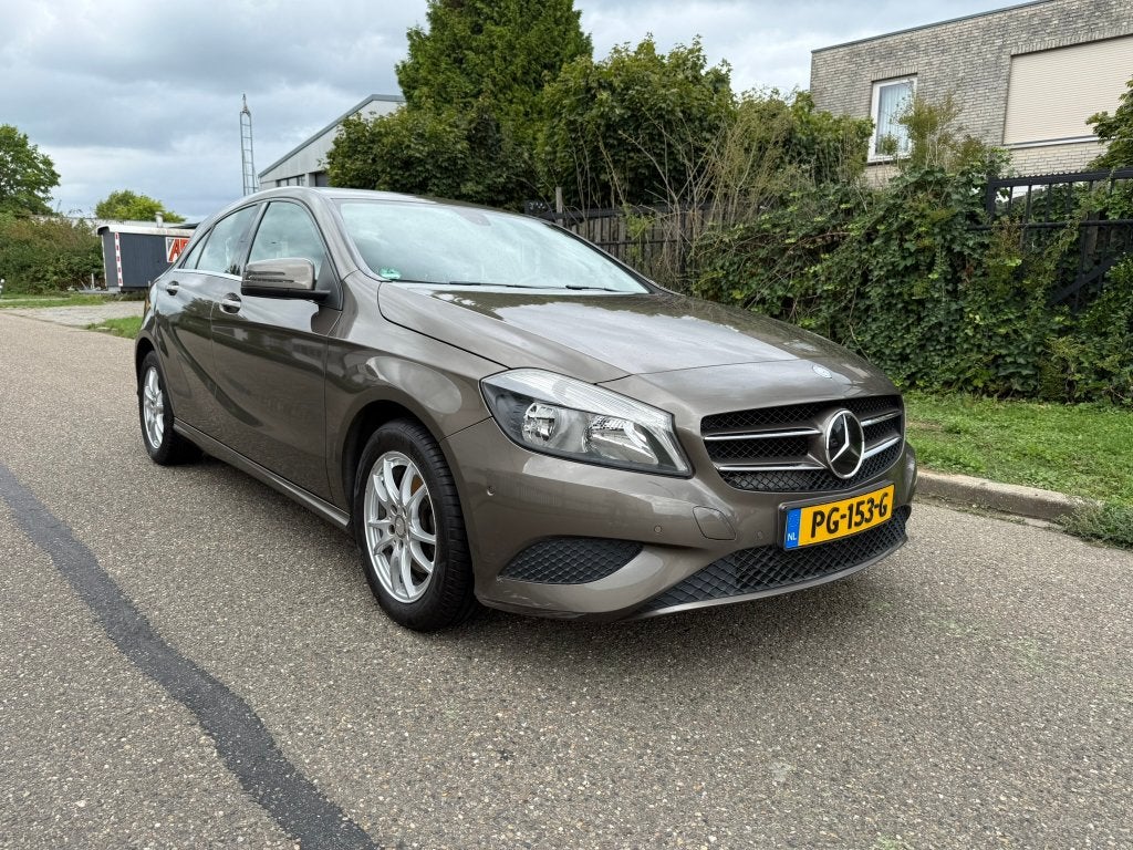 Mercedes A180 Automaat | Achteruitrijcamera | Park Assist, Auto's, 4 cilinders, 122 pk, 1200 kg, 19 km/l