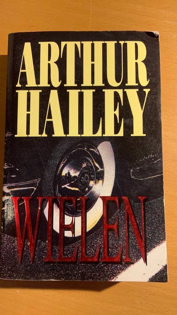 Arthur Hailey - Wielen, Ophalen of Verzenden