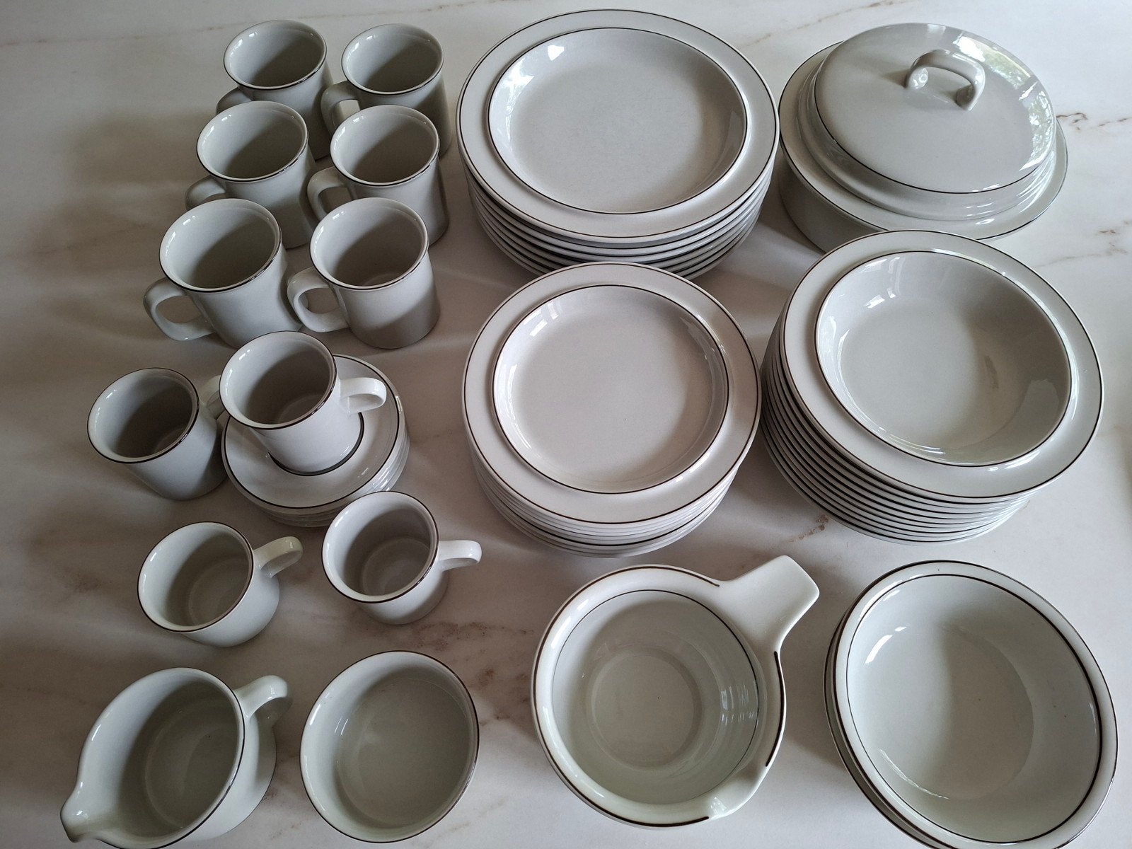 Fins servies Arabia Fennica - Compleet servies, Keramiek, Vintage, Ophalen of Verzenden, Compleet servies