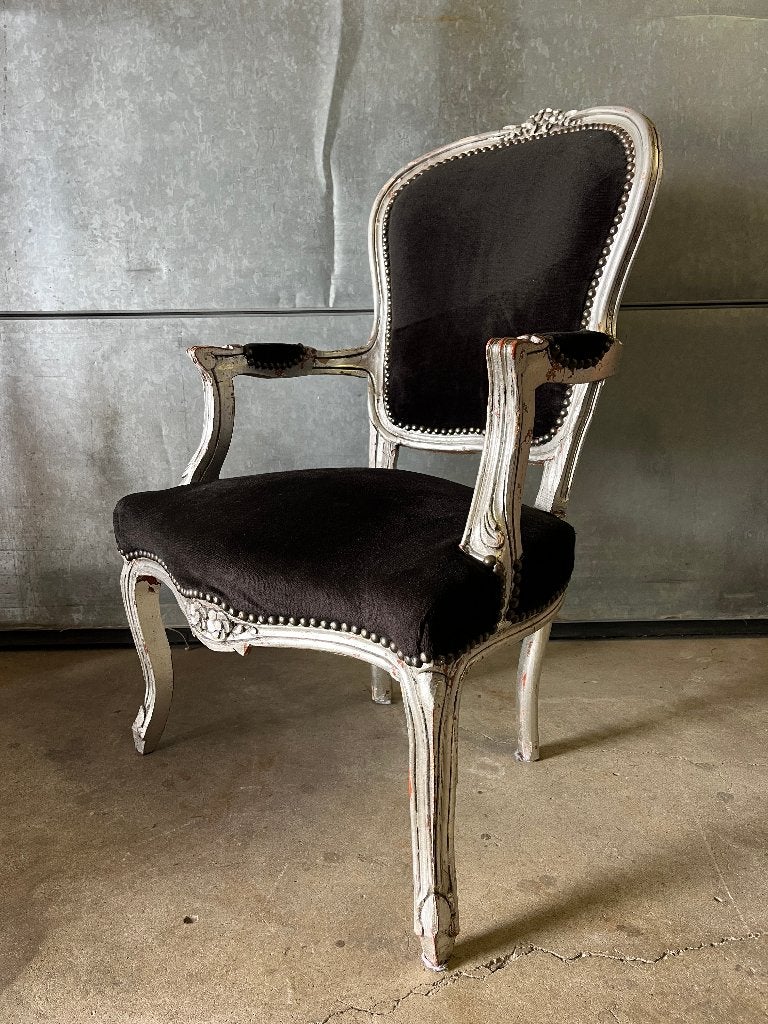 Barok Louis XV fauteuiltje zilver en zwart fluweel t.e.a.b., Huis en Inrichting, Fauteuils, Ophalen, Gebruikt, Barok, Louis XV