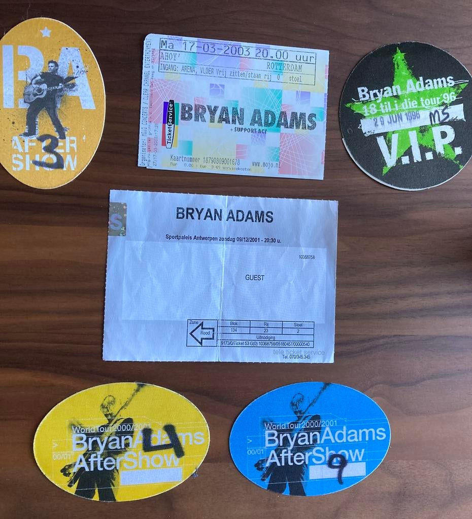 Bryan Adams VIP tickets, Ophalen of Verzenden, Zo goed als nieuw, Foto of Kaart