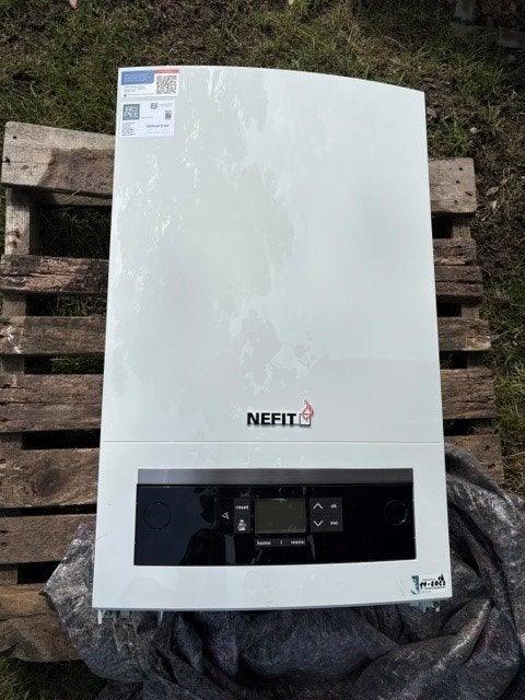 Nefit Trendline HRC30 / CW5 incl. beugel, Doe-het-zelf en Verbouw, Ophalen, 30 tot 80 cm, Gebruikt, Hoog rendement (Hr)
