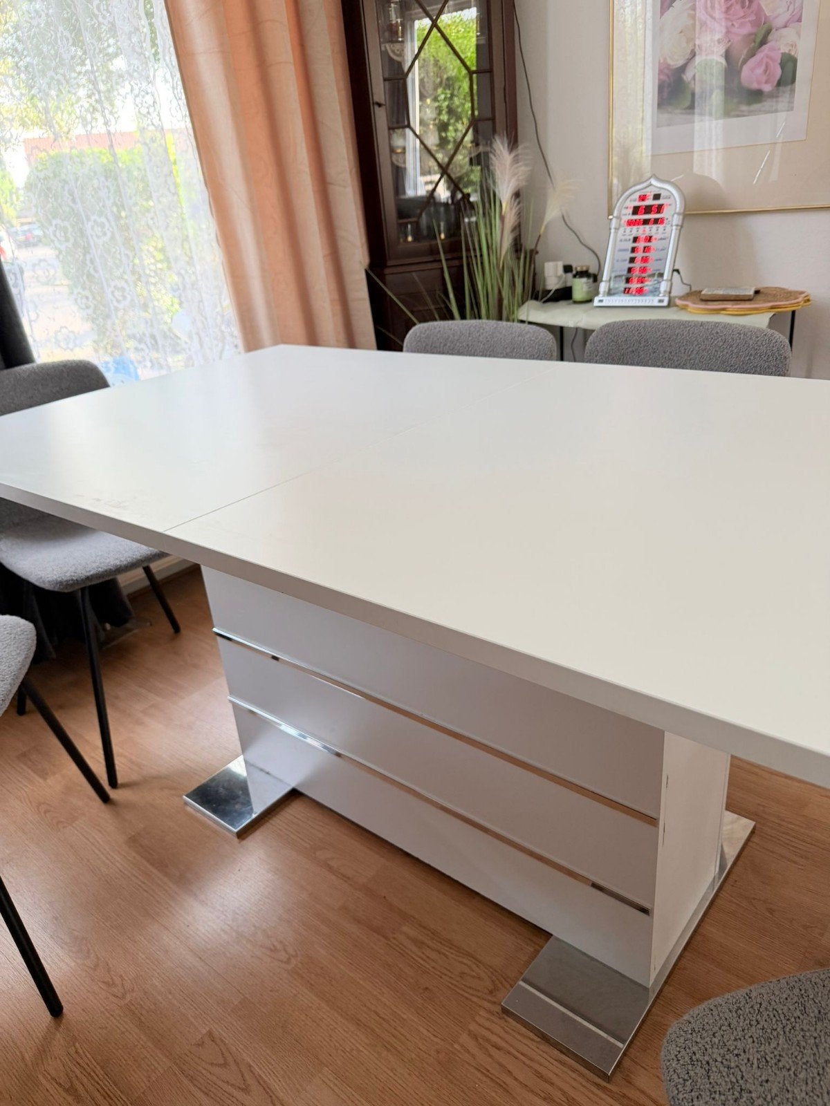 Uitschuifbare eettafel, Huis en Inrichting, Ophalen, Zo goed als nieuw