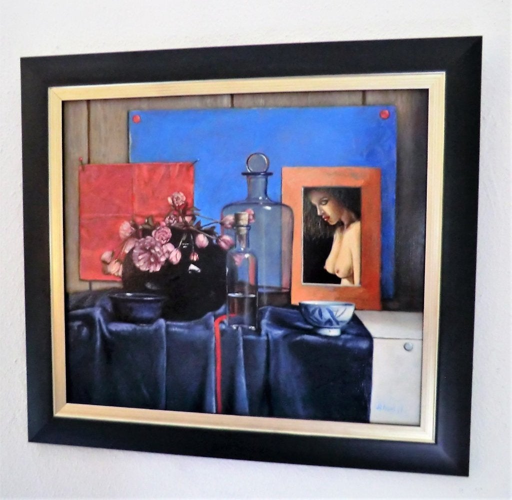 Ad Nent ,realistisch stilleven met naaktfoto op paneel., Ophalen