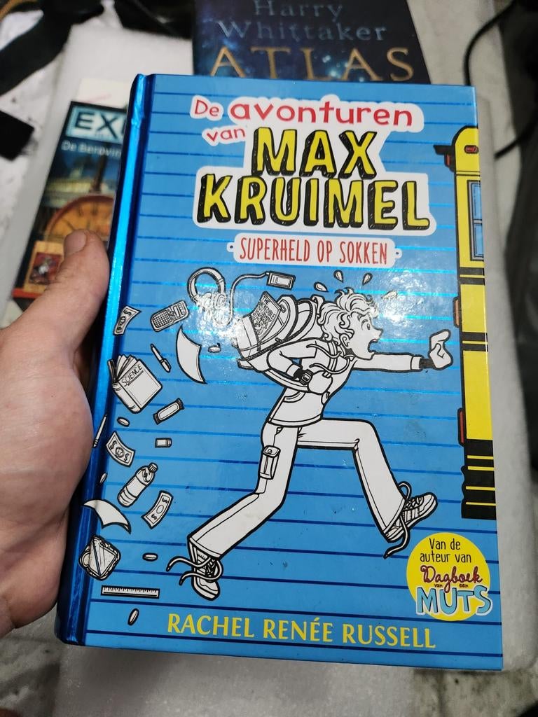 De avonturen van Max Kruimel - Superheld op sokken, Ophalen of Verzenden