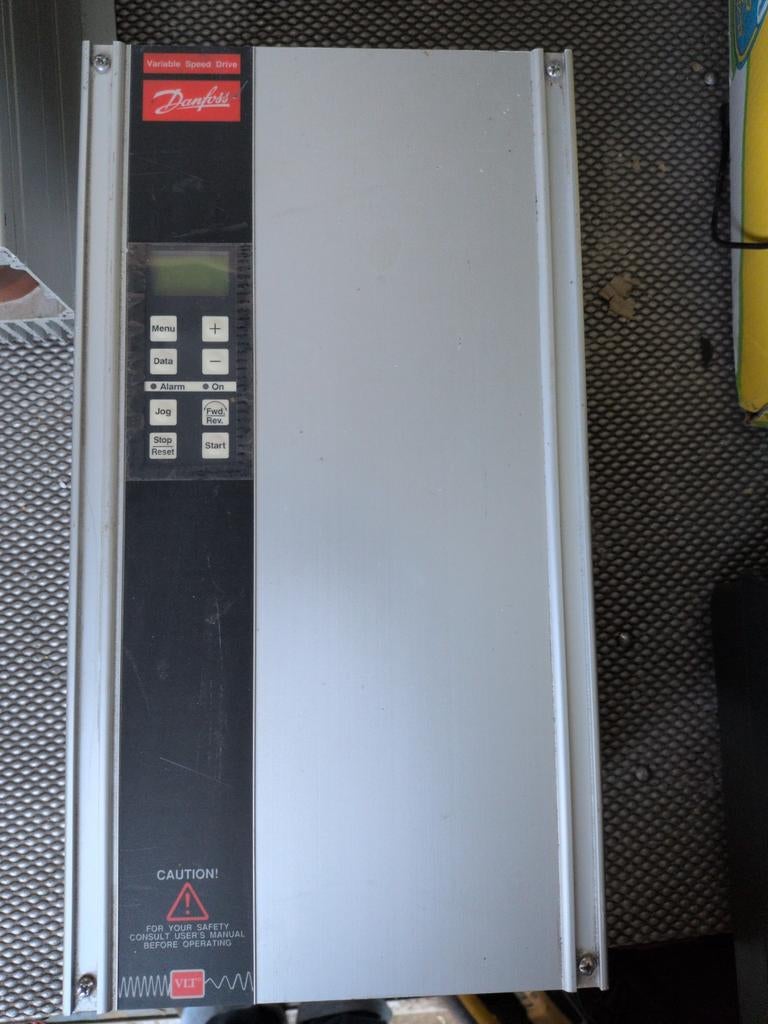 Danfoss VLT3006 Variabele Snelheidsaandrijving (2 stuks), Ophalen