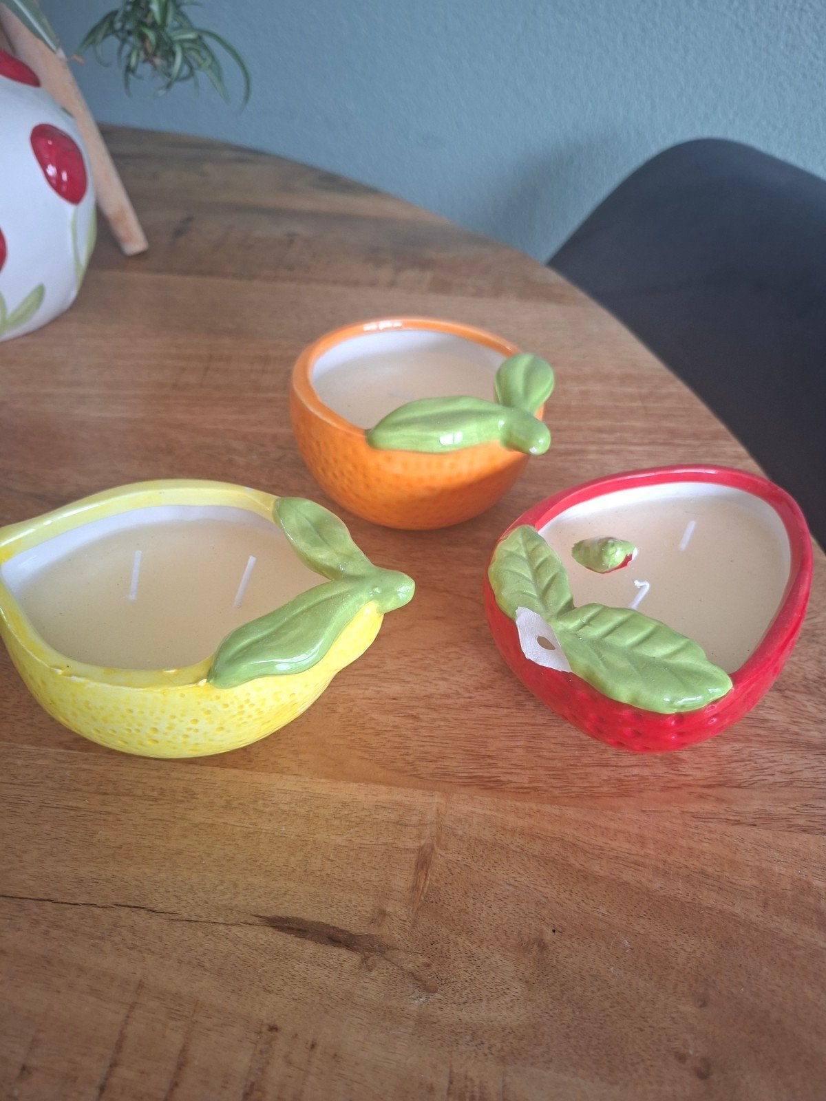 Set van 3 fruitvormige kaarsen: citroen, sinaasappel, appel, Meerkleurig, Was, Ophalen of Verzenden, Zo goed als nieuw
