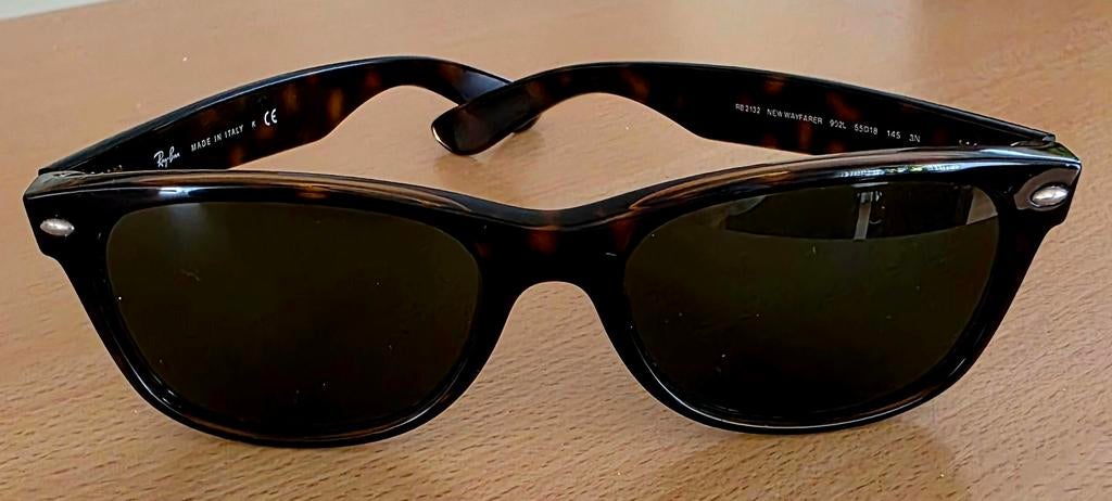 Stijlvolle Ray-Ban New Wayfarer zonnebril, Ophalen of Verzenden, Zo goed als nieuw, Ray-Ban