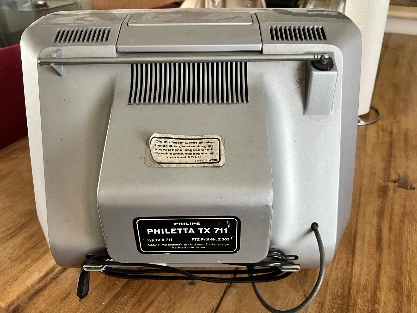 Nostalgische Philips Philetta TX 711 TV - Vintage Design, Ophalen