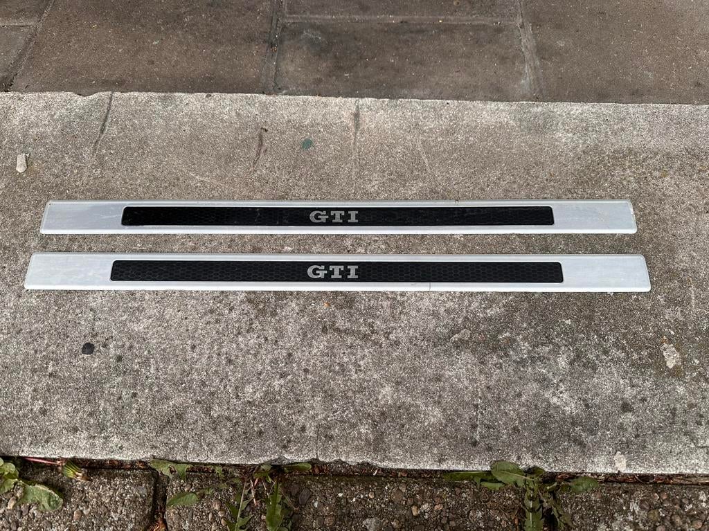 VW Up GTI instaplijsten (setje), Auto-onderdelen, Ophalen of Verzenden, Gebruikt, Volkswagen