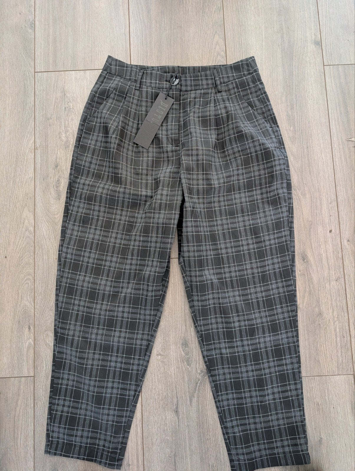 Disturbia geruite broek - Nieuw met kaartjes, Maat 38/40 (M), Nieuw, Ophalen of Verzenden, Disturbia