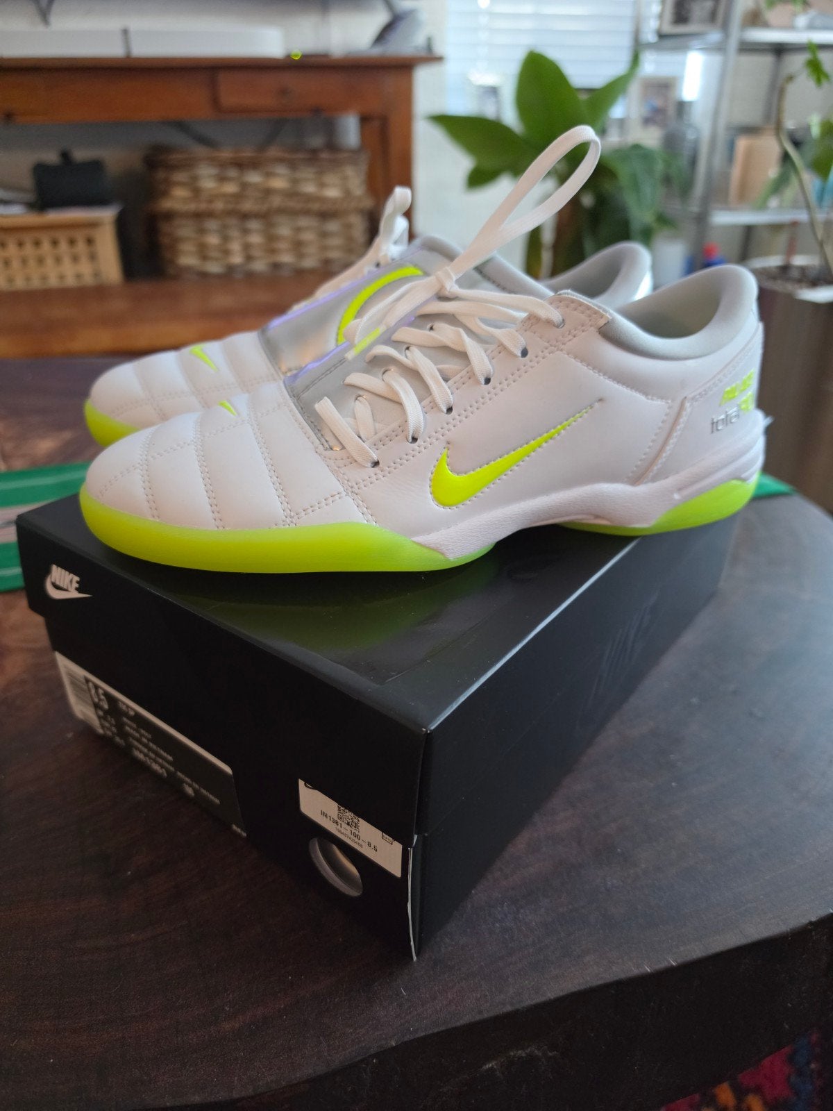 Nike x Palace total90 zaalvoetbalschoenen 42, Kleding | Heren, Nike, Nieuw, Ophalen of Verzenden, Wit
