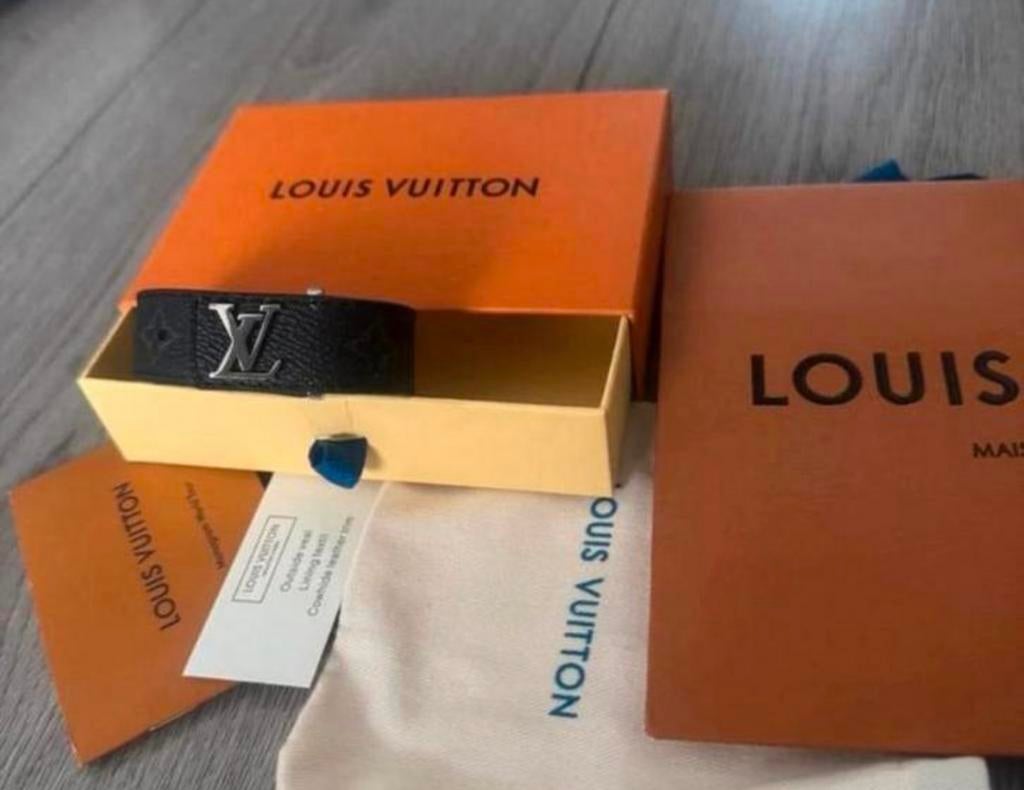 Louis Vuitton Armband Zwart Leer met Zilveren Sluiting, Sieraden, Tassen en Uiterlijk, Ophalen of Verzenden, Nieuw, Zwart, Leer