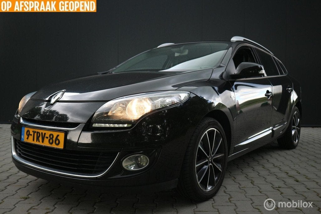 Renault Megane Estate 1.5 dCi Bose ECC/NAVIGATIE/PDC, Auto's, Renault, Voorwielaandrijving, Euro 5, Gebruikt, 4 cilinders