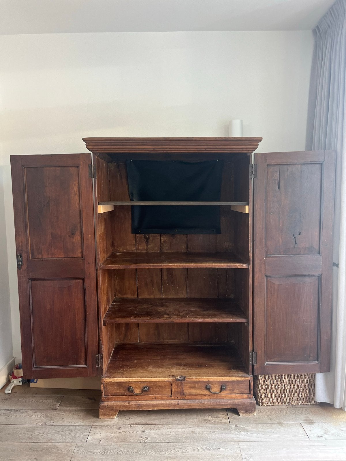 Antieke massief eiken kast/tv meubel van Venlo, Antiek en Kunst, Antiek | Meubels | Kasten, Ophalen