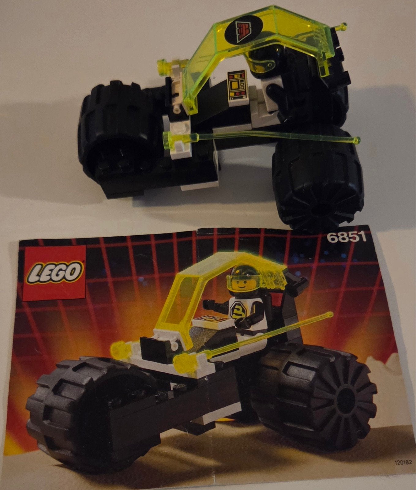 Lego 6851 Tri-Wheeled Tyrax - Vintage Space Set, Compleet, Gebruikt, Lego, Ophalen of Verzenden