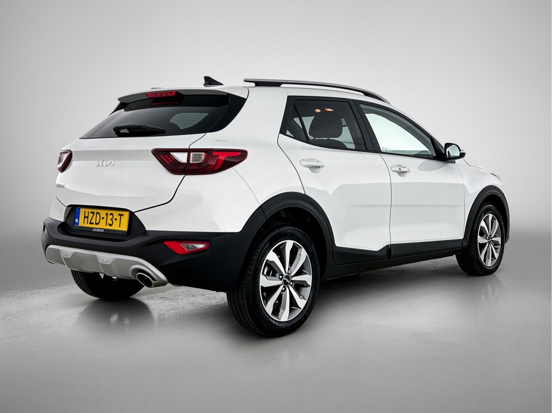 Kia Stonic 1.0 T-GDi MHEV DynamicPlusLine Navigatie | Parkee, Origineel Nederlands, Bedrijf, Hybride Elektrisch/Benzine, 3 cilinders