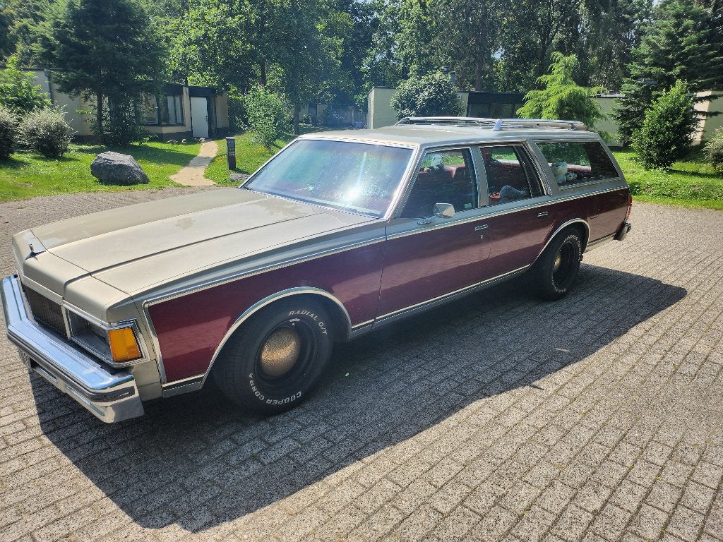 Chevrolet Caprice Estate Wagon 5.7 AUT 1977 Beige, Auto's, Chevrolet, Particulier, Caprice, Bluetooth, Centrale vergrendeling