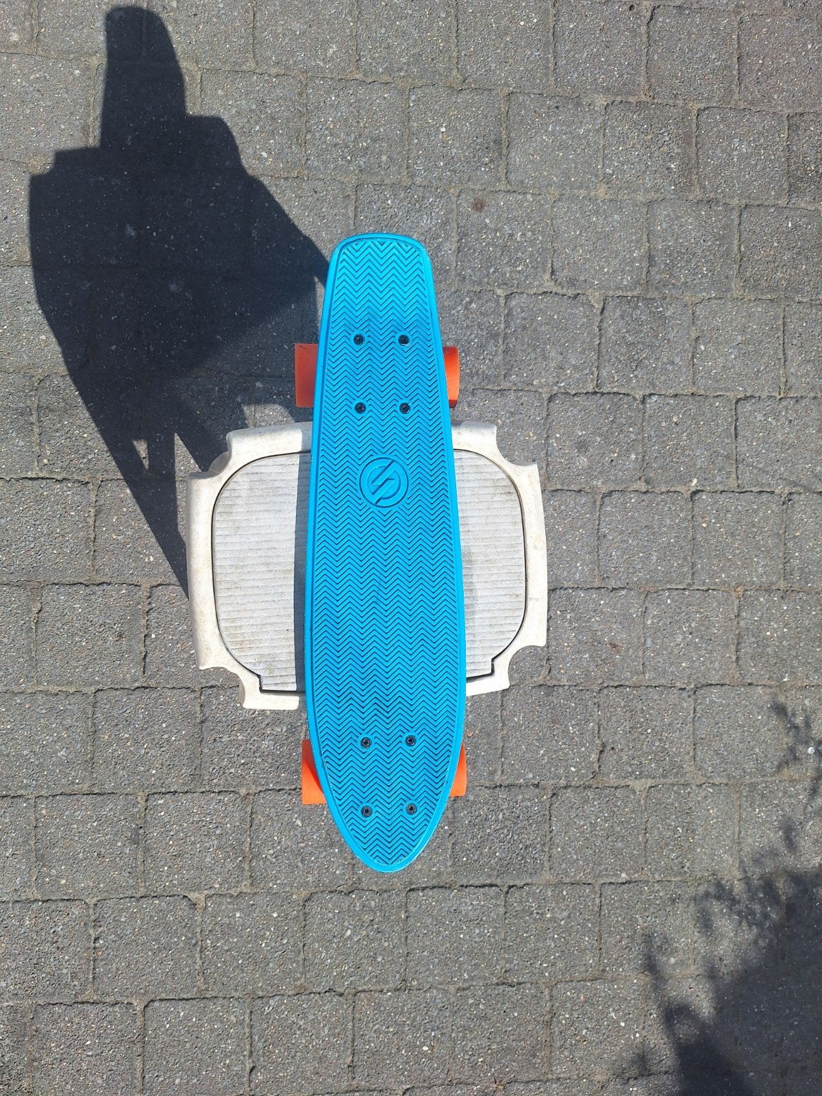 Oxelo Yamba Blue Coral Skateboard - Zo goed als nieuw, Ophalen, Zo goed als nieuw, Skateboard