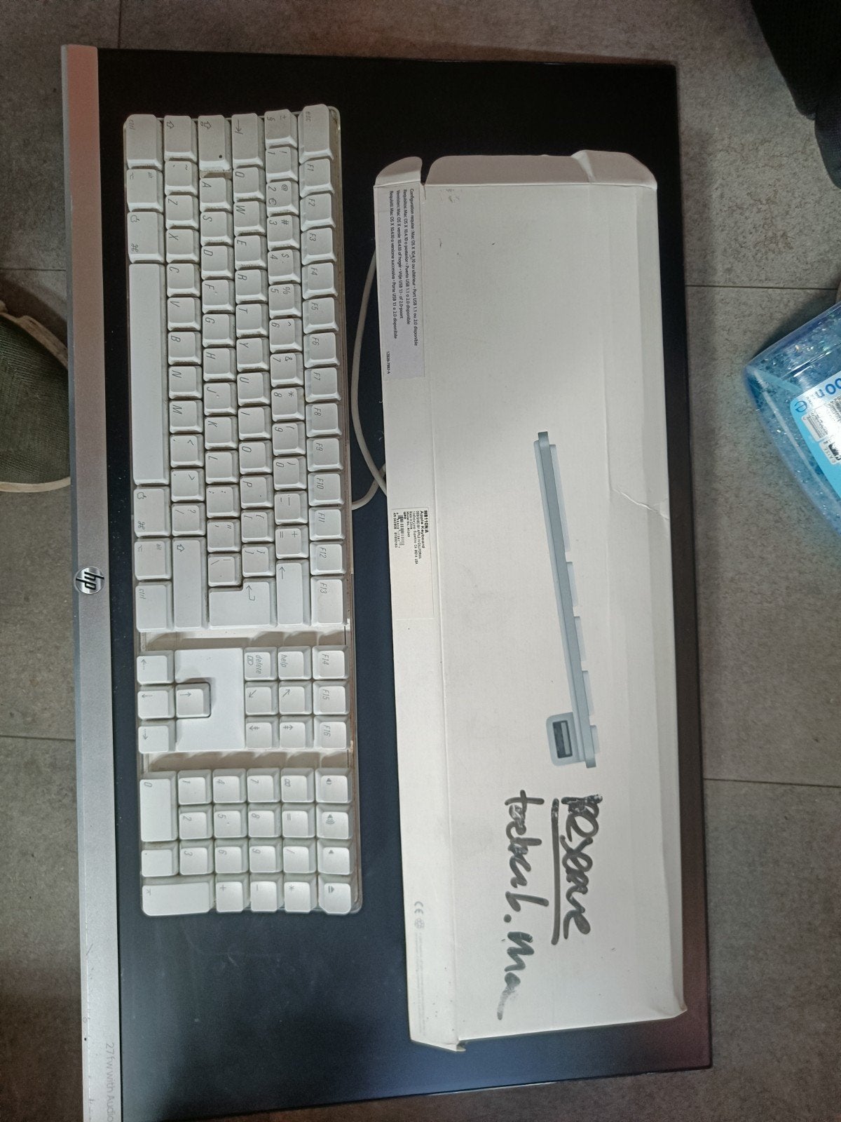 Apple A1048 bedraad toetsenbord met usb ingang, Computers en Software, Ophalen of Verzenden