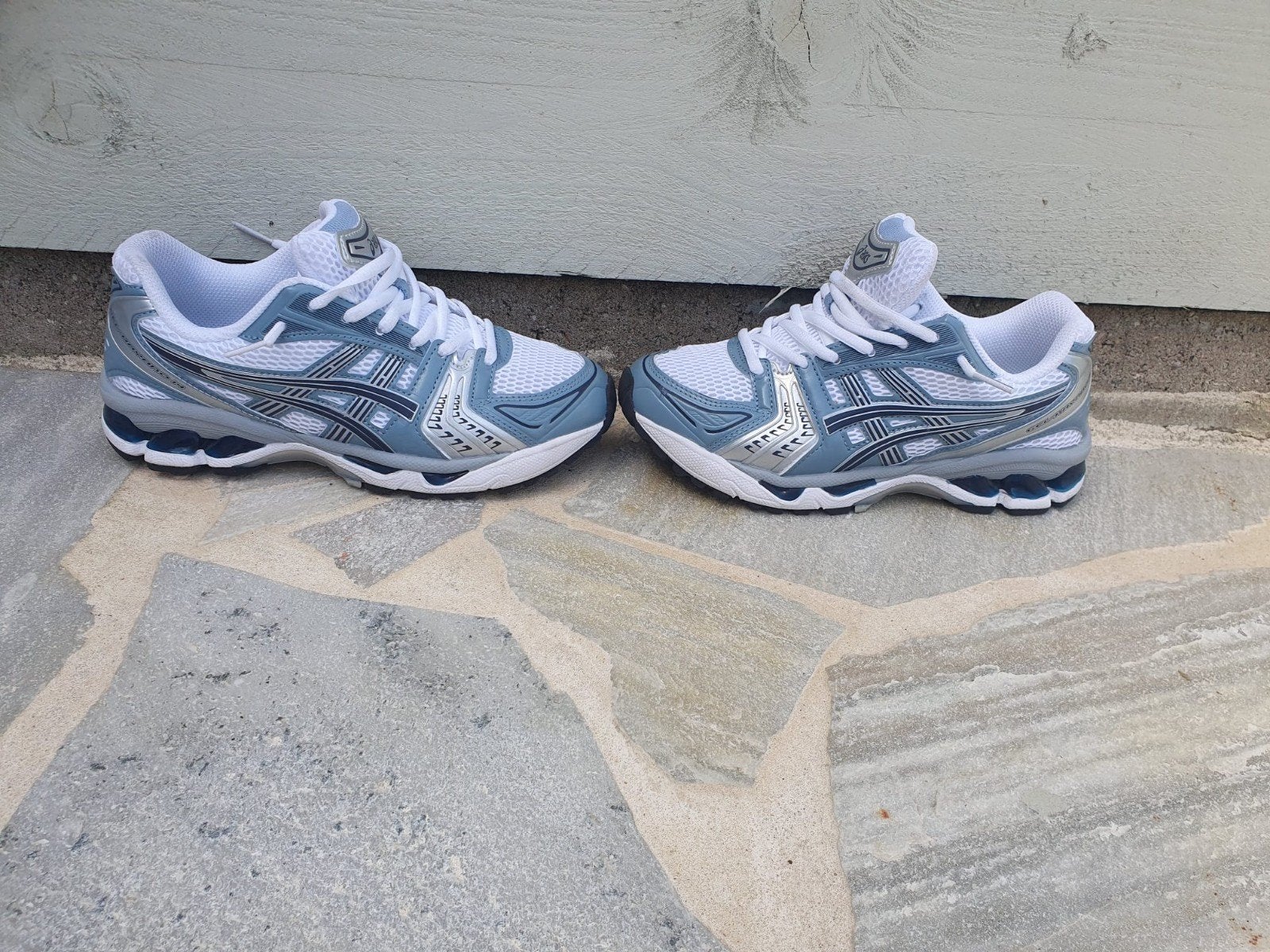 Asics Gel Kyano 14, Sport en Fitness, Loopsport en Atletiek, Hardloopschoenen, Ophalen of Verzenden, Zo goed als nieuw, Overige sporten