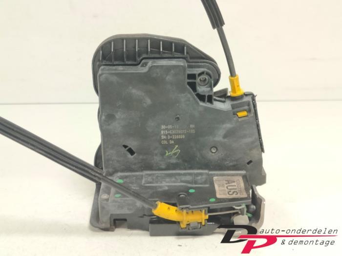 Deurslot Mechaniek 4Deurs rechts-voor van een Opel Astra, Gebruikt, -, -, Opel