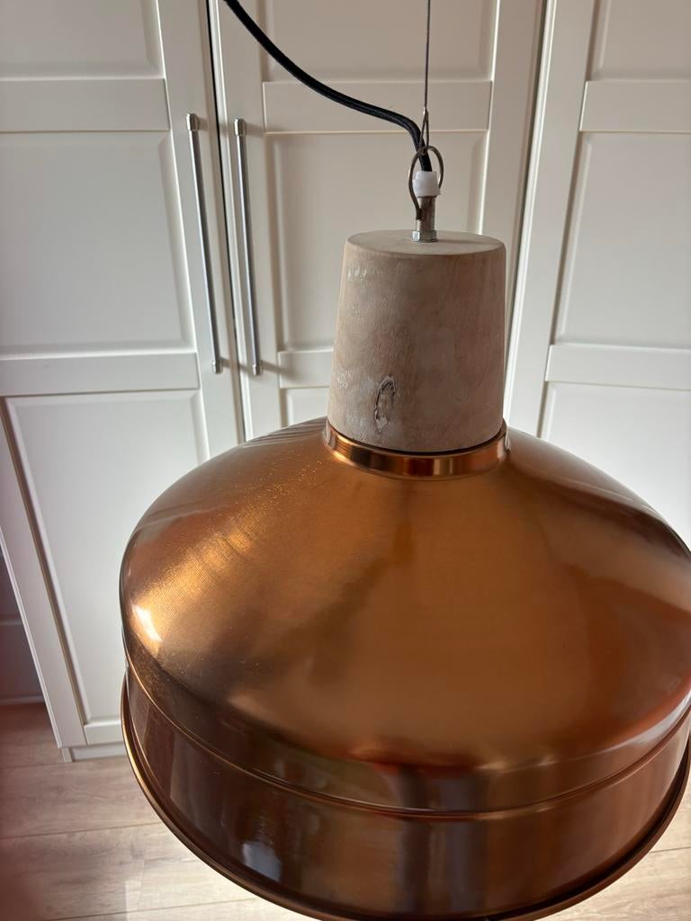 Rosé Gouden Hanglamp met Houten Detail, Huis en Inrichting, Lampen | Hanglampen, Ophalen, Zo goed als nieuw, Metaal, Minder dan 50 cm