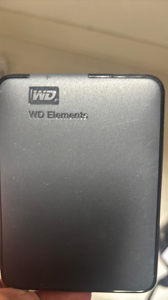 3 stuks harddisk 1TB, Nieuw, Ophalen of Verzenden, Desktop, USB