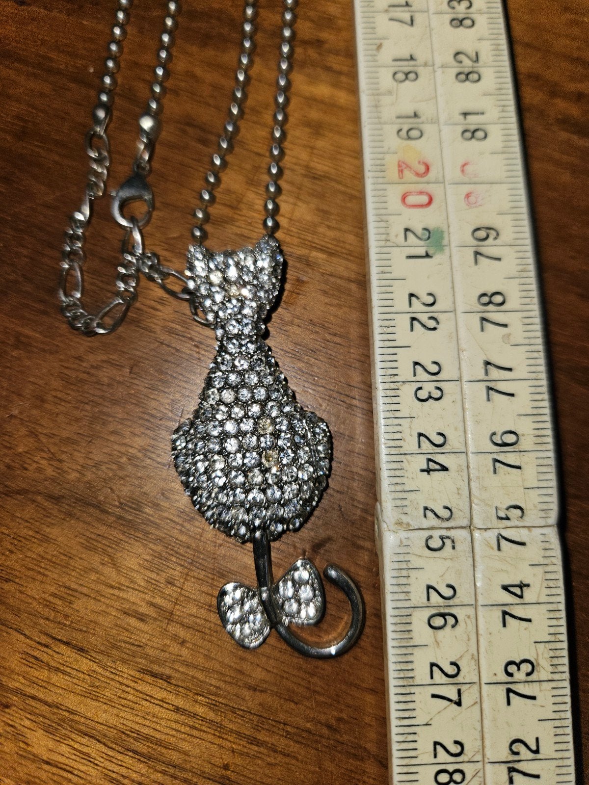 Zilverkleurige ketting met kattenhanger en strass, Overige materialen, Gebruikt, Ophalen of Verzenden, Met hanger