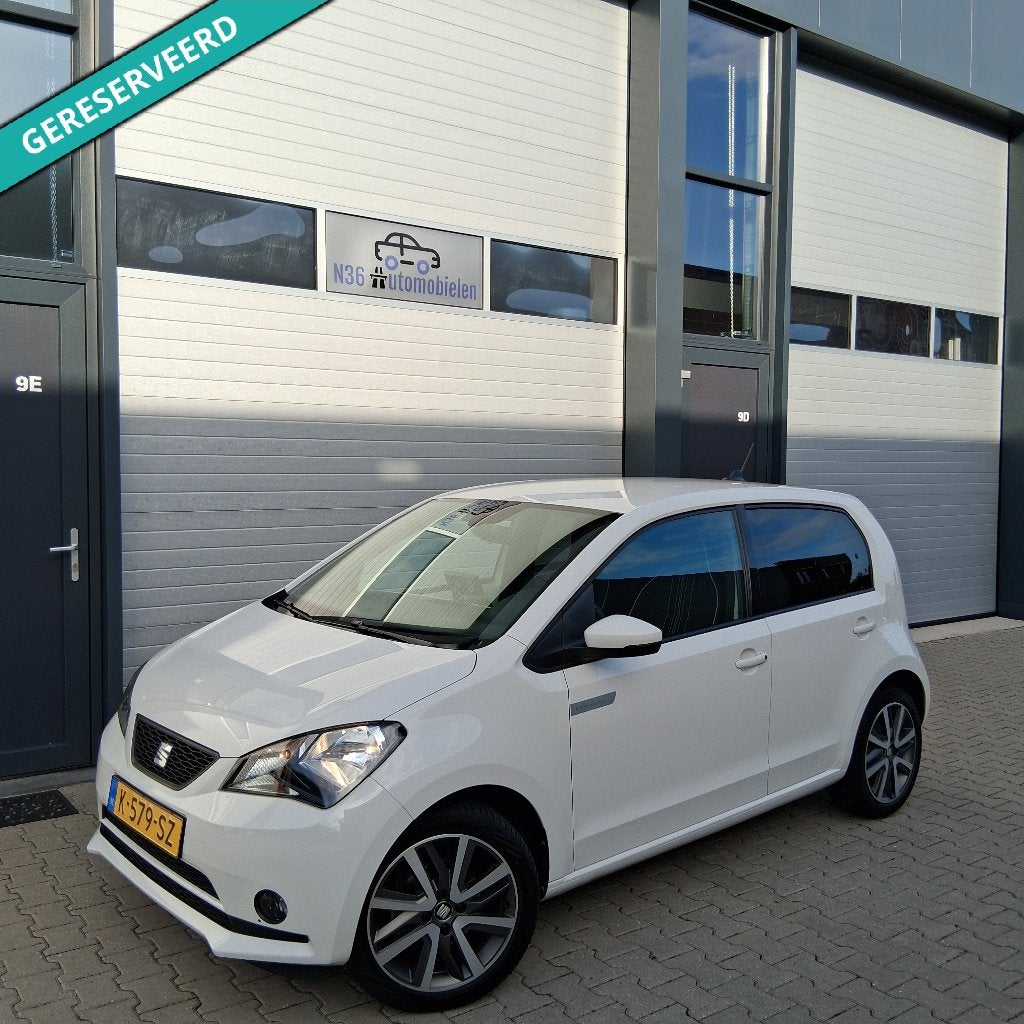 Seat Mii Electric Plus/2021/ 52dkm/Stoelverw/94,2%/DEALER ON, Auto's, Stof, 37 €/maand, Zwart, 4 stoelen