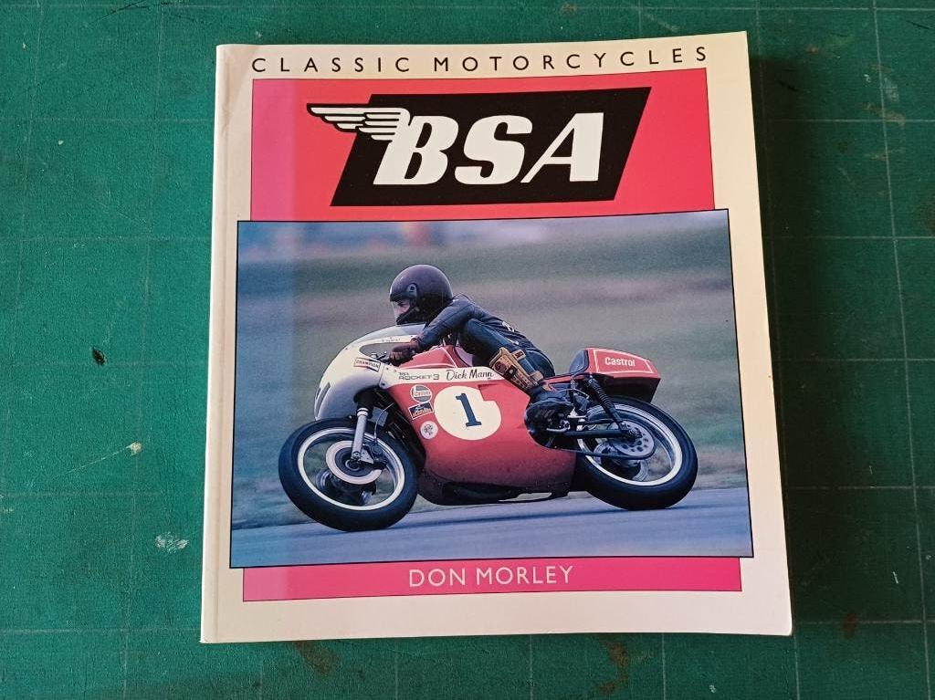 BSA Classic Motorcycles door Don Morley, Ophalen of Verzenden, Zo goed als nieuw, Algemeen