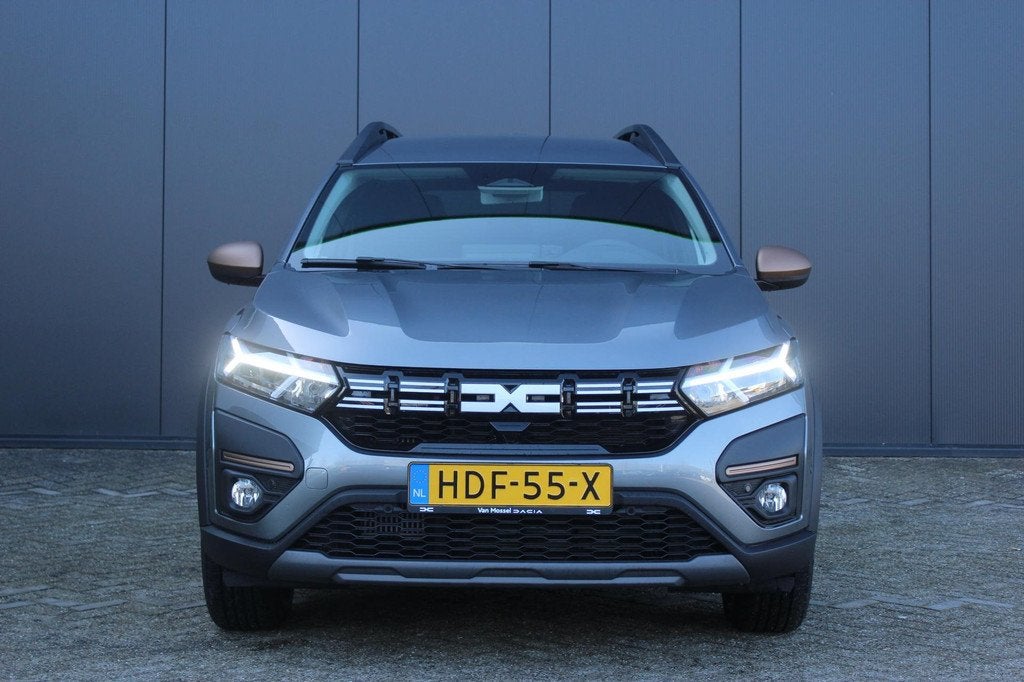 Dacia Jogger 1.0 TCe 100Pk ECO-G Extreme 7p. | Draadloze Car, Auto's, Dacia, Voorwielaandrijving, 1227 kg, Gebruikt, Euro 6
