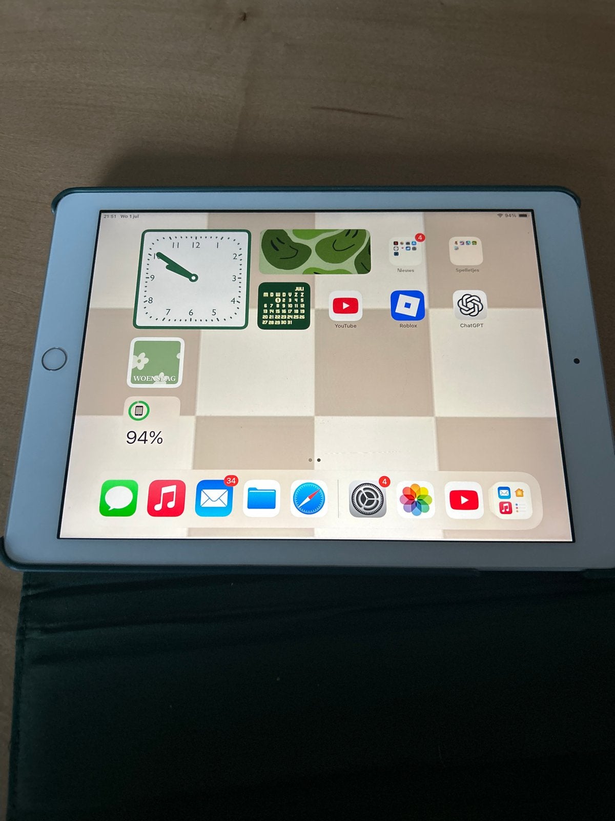 iPad 6e generatie 32 GB met oplader, Computers en Software, Apple iPads, Gebruikt, Apple iPad, 10 inch, 32 GB, Ophalen of Verzenden