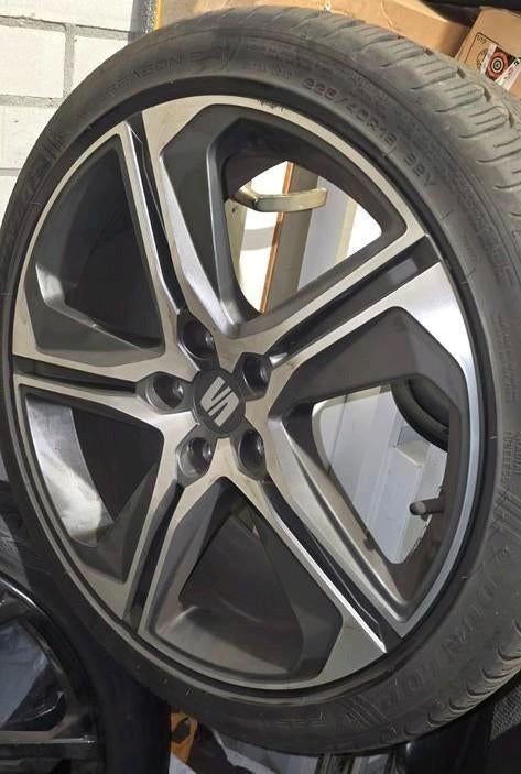 18 inch Seat Leon FR Velgen, Ophalen, 18 inch, Velg(en), All Season