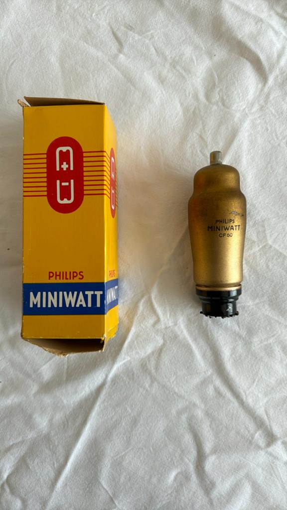 Zeldzame Philips Miniwatt CF50 buis - Goede staat, Ophalen of Verzenden, Buis of Buizen