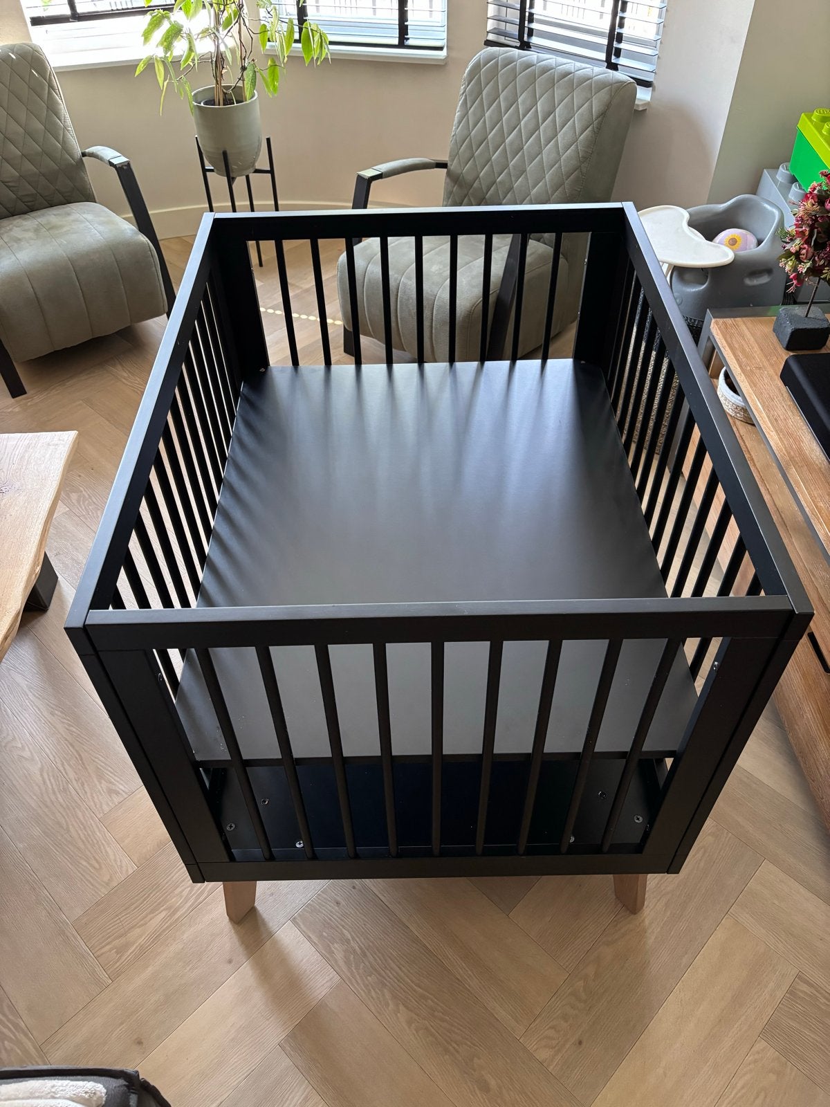 Kidsmill Sixties box zwart, Ophalen, Gebruikt, Rechthoekig, In hoogte verstelbaar
