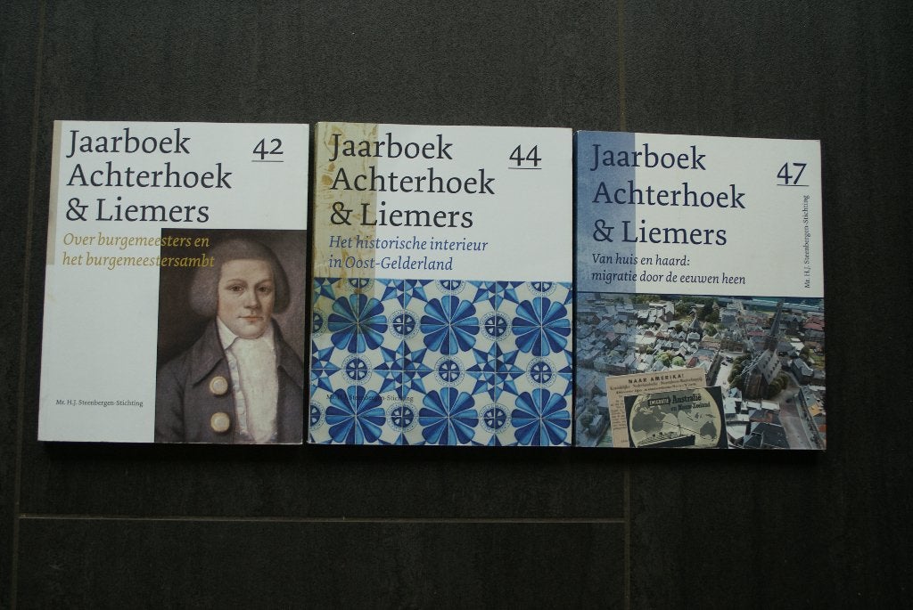 Jaarboek Achterhoek & Liemers..... Nummers 42 - 44 - 47, Ophalen of Verzenden, Zo goed als nieuw, Gelderland