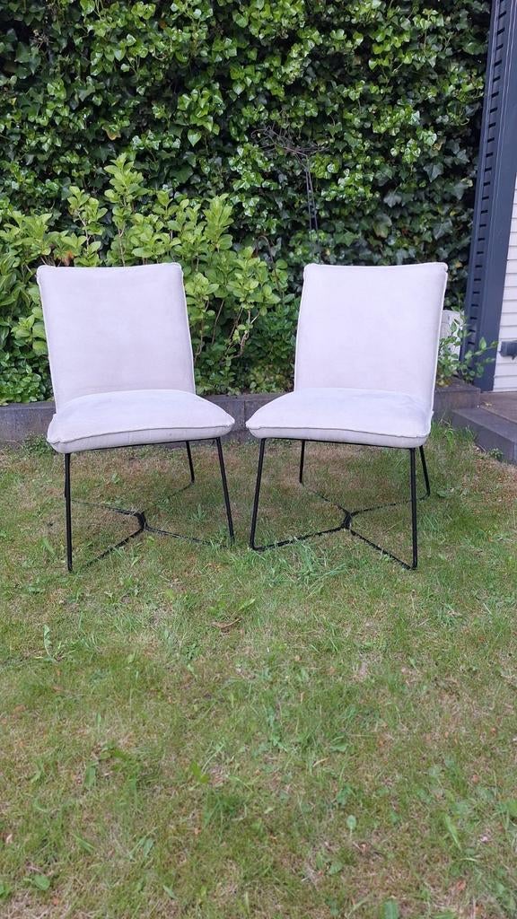 Set van 2 moderne eetkamerstoelen - ivoor, Huis en Inrichting, Stoelen, Zo goed als nieuw, Twee, Metaal, Stof, Grijs, Ophalen
