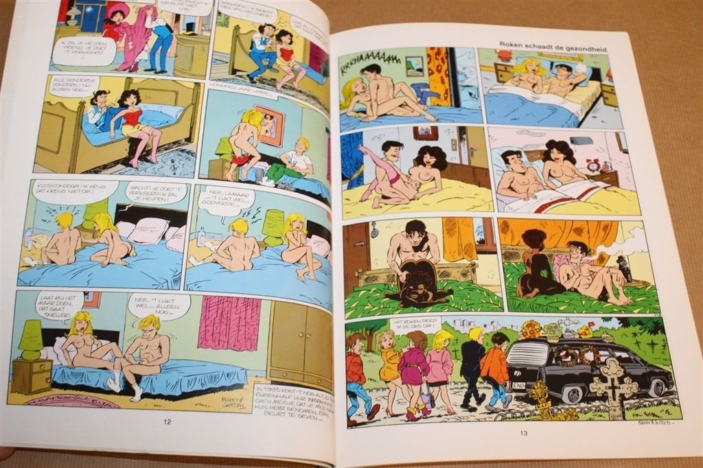 Rooie Oortjes Deel 6 — Erotische Strip Bloody, Gutsy, Eén stripboek, Ophalen of Verzenden, Gelezen