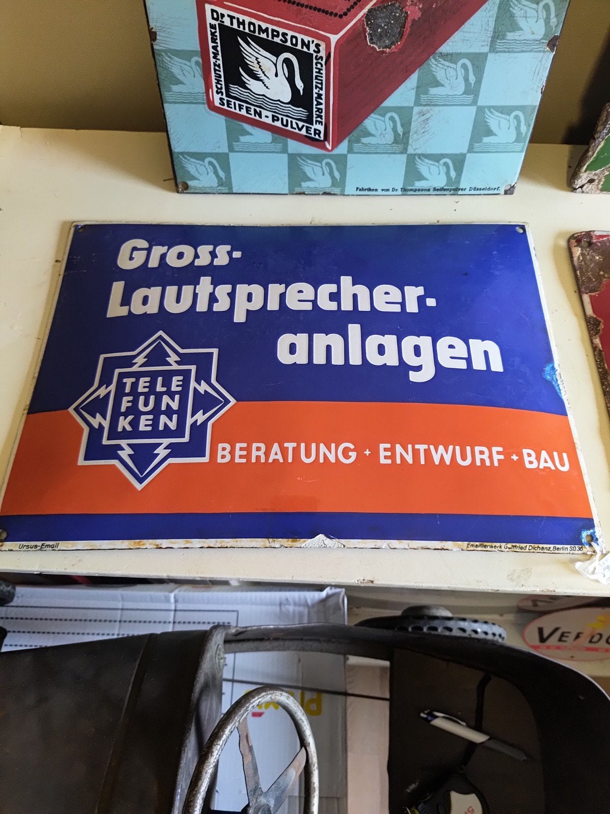 Zeer mooi oud gebold Telefunken emaille bord, Verzamelen, Merken en Reclamevoorwerpen, Ophalen, Gebruikt, Reclamebord