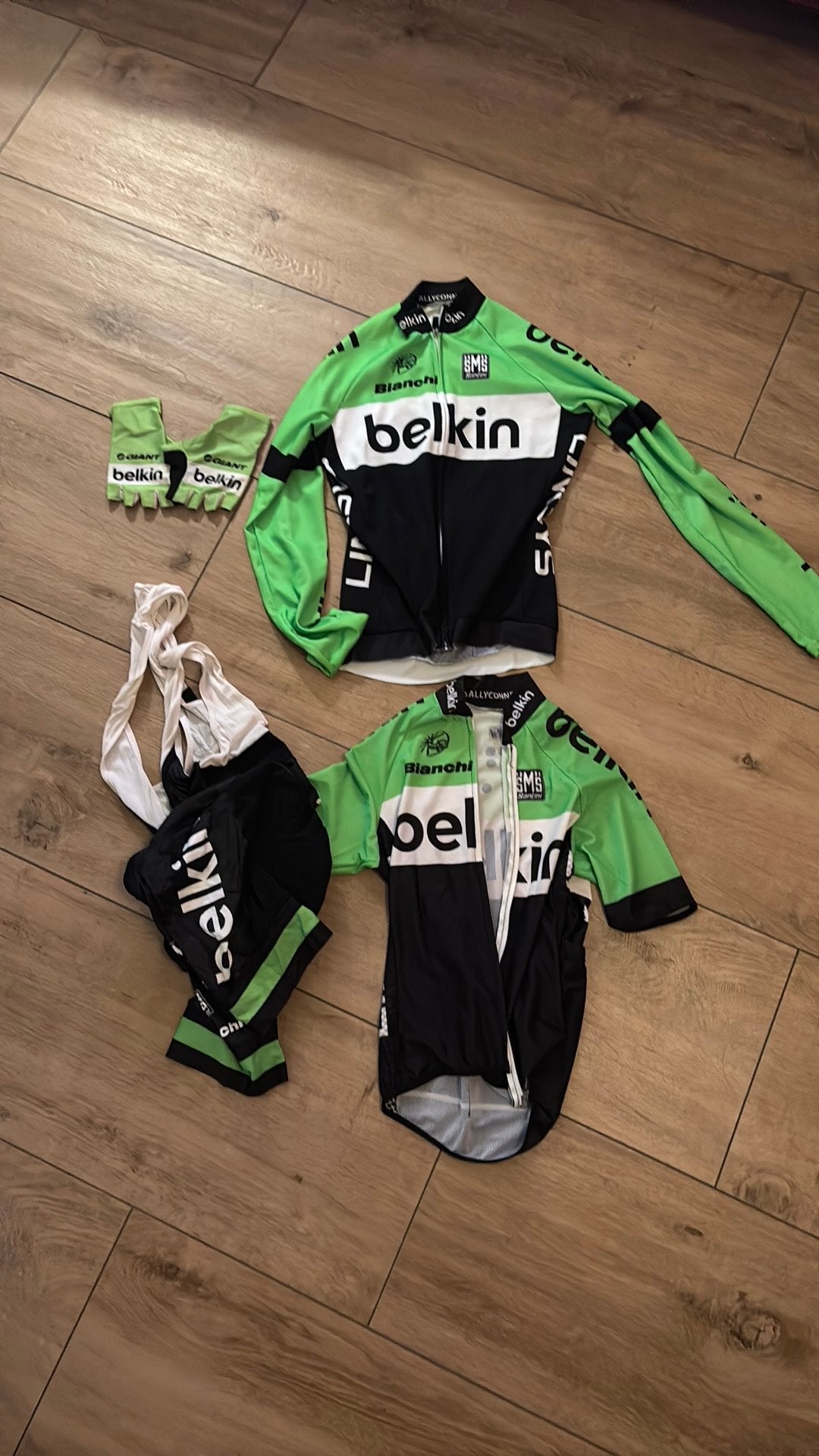Belkin kinder fiets tenue maat S, Ophalen of Verzenden, Zo goed als nieuw, Bovenkleding